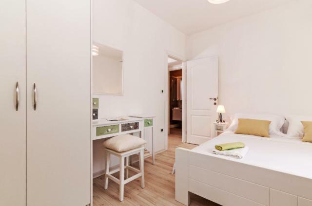 Villa Augustina Sukošan Esterno foto